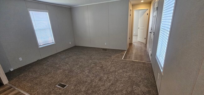 Building Photo - 178 Magnolia Pl