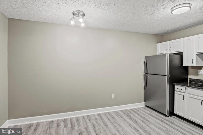 Building Photo - 50 Amberstone Ct