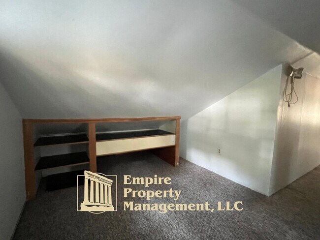 Building Photo - 87948 8th St