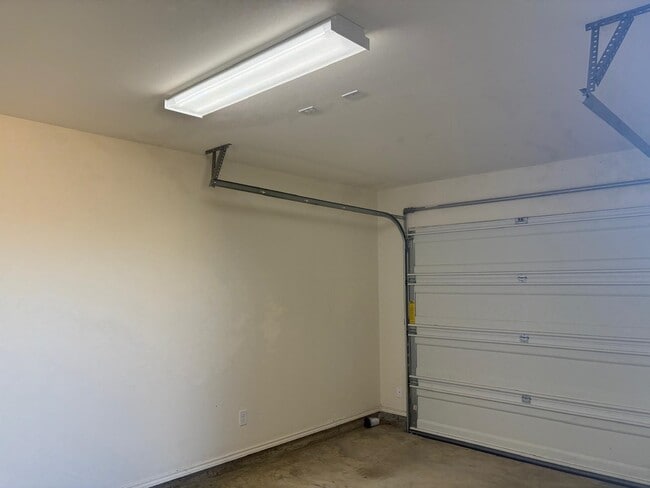 Building Photo - 1834 Port Louisiana Dr