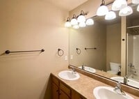Building Photo - 3604 W 93rd St