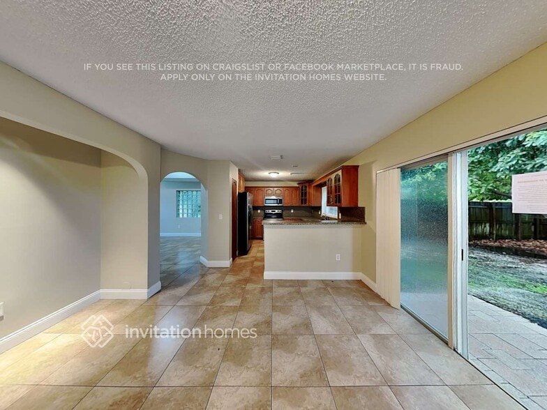 Building Photo - 14573 SW 155th Pl