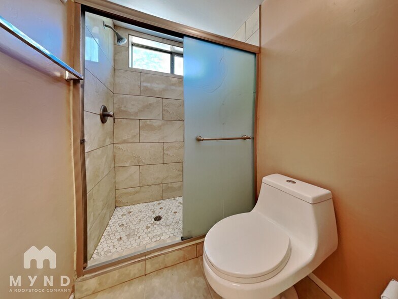 Building Photo - 2455 N Avenida TABICA
