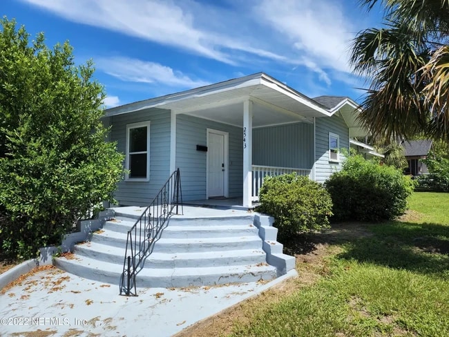 Building Photo - 2543 Lewis St