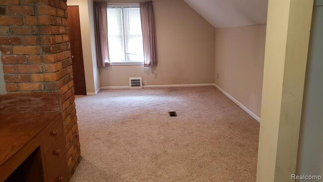 Building Photo - 1261 Pearson St