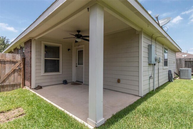 Building Photo - 9206 Birch Springs Dr