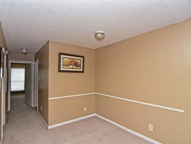 Building Photo - 3404 Blumie St