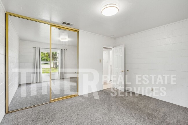 Building Photo - 2720 Riesling Way