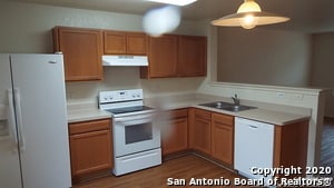 Building Photo - 133 Gatewood Bay