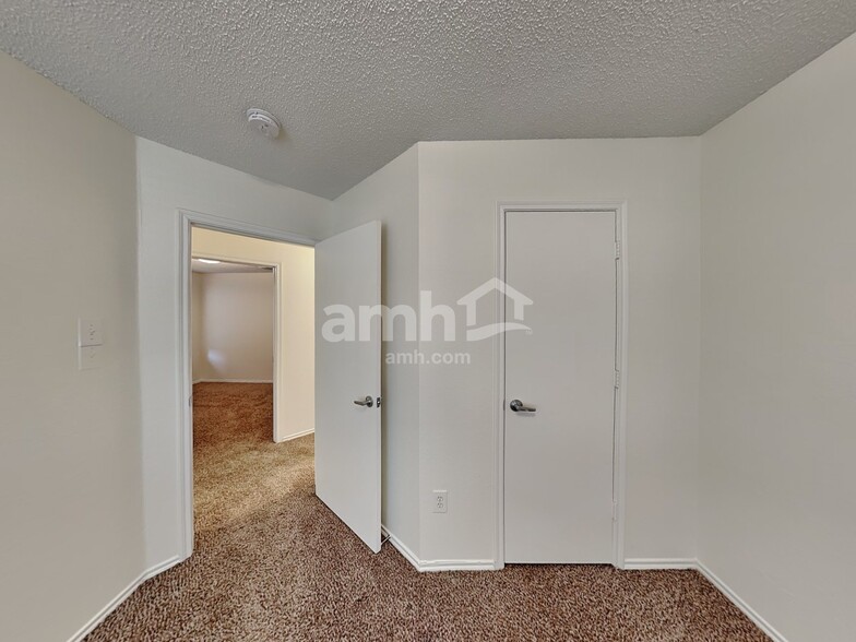 Building Photo - 777 Eldorado Dr