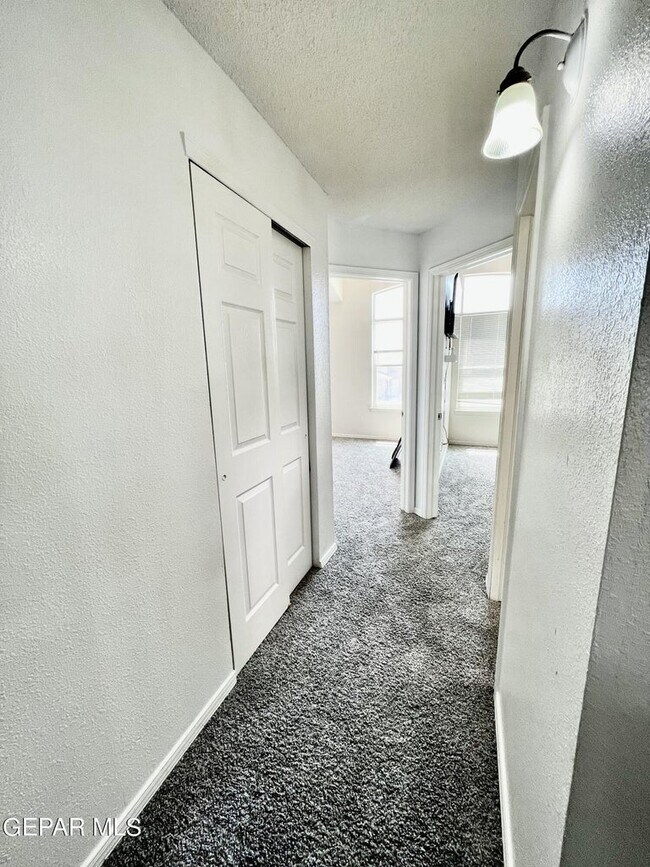 Building Photo - 12701 Francisco Paz Dr