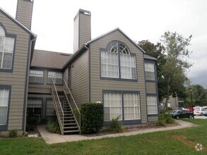 Building Photo - REDUCED -  3 BEDROOMS W/2 FULL BATHS, 2nd ...