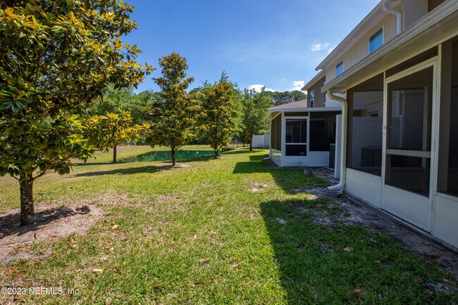 Building Photo - 11657 Hickory Oak Dr