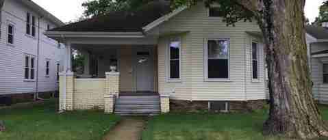 Building Photo - 1829 Spruce St