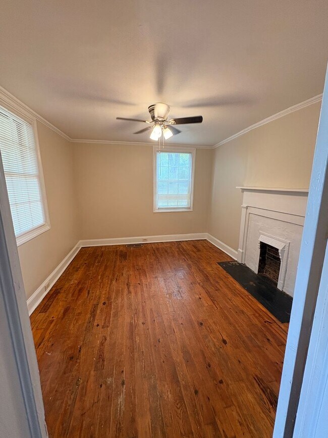 Building Photo - 1085 Macon Hwy