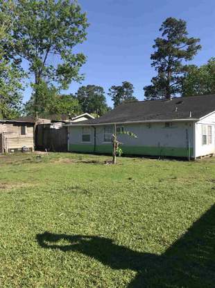 Building Photo - 2390 Primrose St