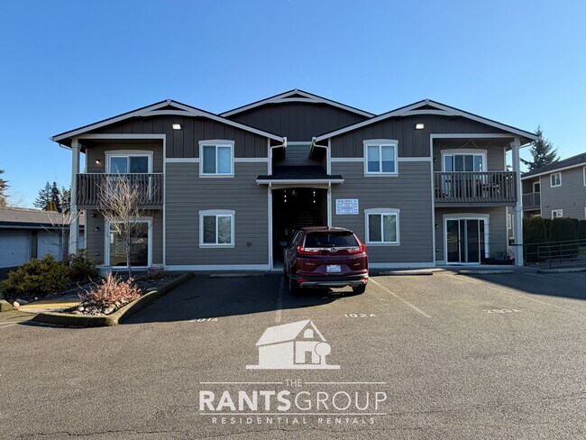 Building Photo - Cute 2 Bed in the heart of Yelm!