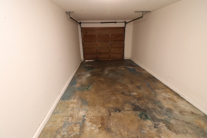 Building Photo - 4732 Cougar Ct SE