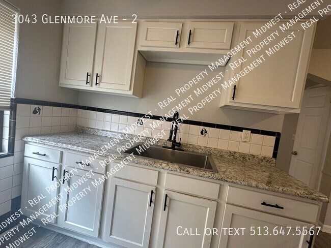 Building Photo - 3043 Glenmore Ave