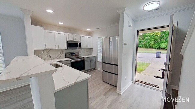 Building Photo - 1202 Savin Landing