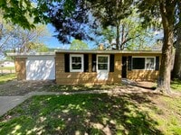 Building Photo - 619 Plum St