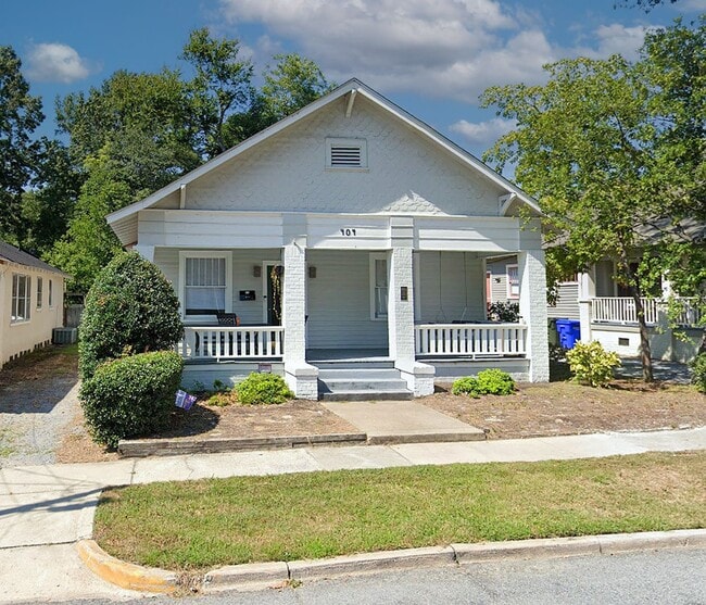 Primary Photo - Grid house in the heart of the Grid on Bil...
