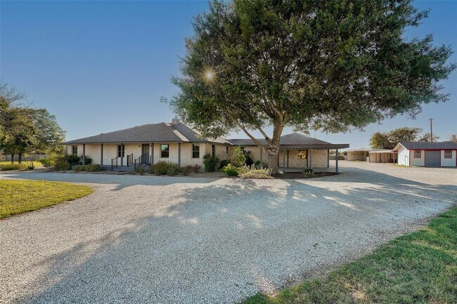 Building Photo - 800 Co Rd 117