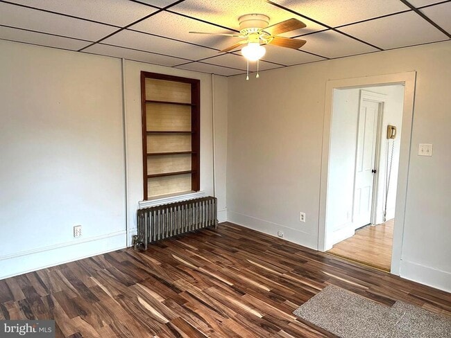 Primary Photo - 125 Green St