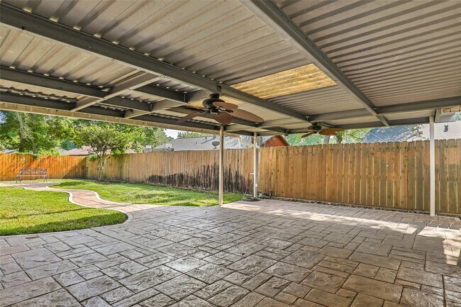 Building Photo - 24531 Whitesail Dr