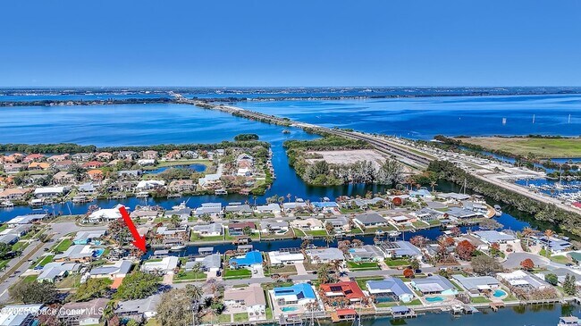 Building Photo - 410 Sparrow Dr