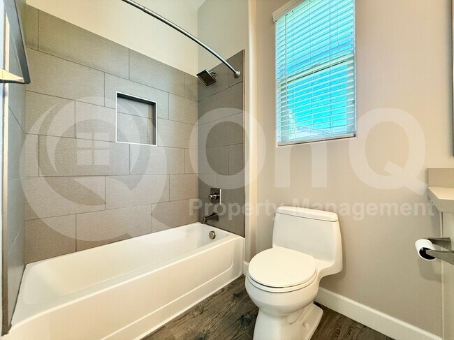 Building Photo - 20911 E Watford Dr