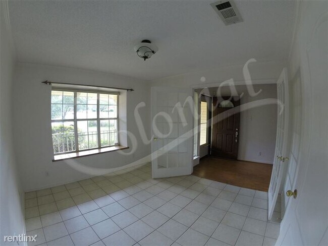 Building Photo - AVAILABLE MID JANUARY!!!