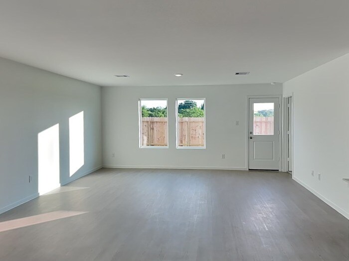 Building Photo - 417 Texas Pecan Dr