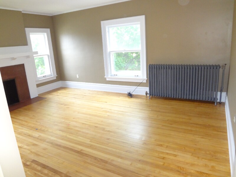 Building Photo - 300 2nd Ave NW