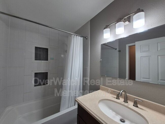 Building Photo - 6133 Prosperity Dr