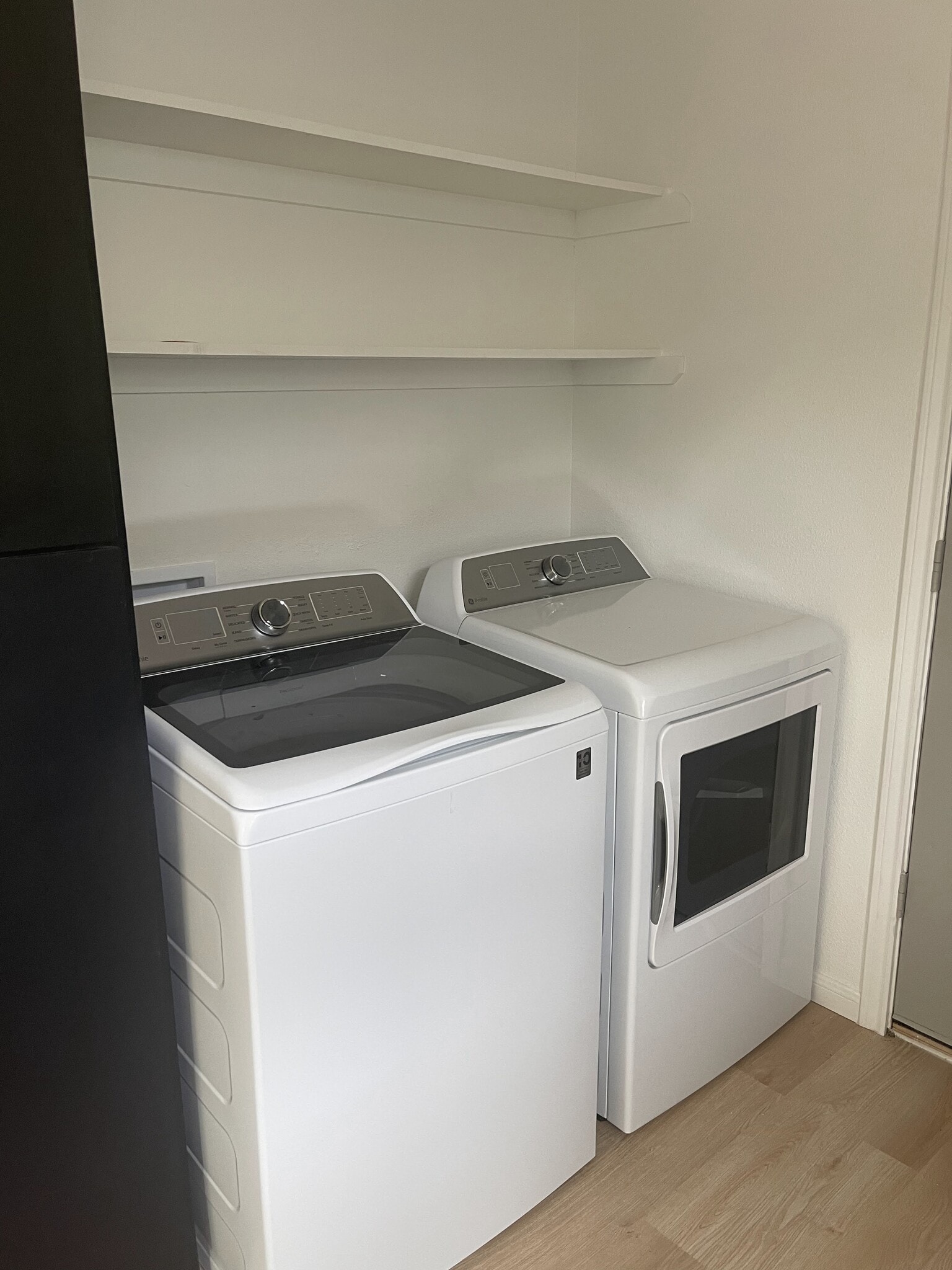 Building Photo - 9434 Rhode Island St