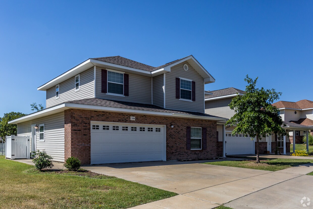 little rock afb family housing