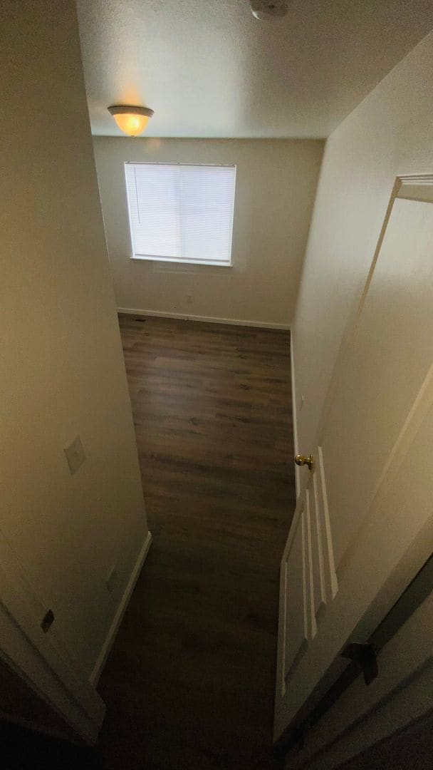 Building Photo - Gorgeous Remodeled Spacious 4 bedroom