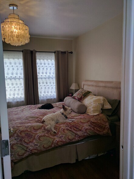 Bedroom #1 - 470 Atlanta Ave (Front house)