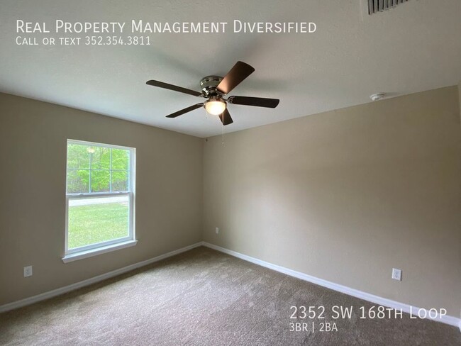 Building Photo - 2352 SW 168th Loop
