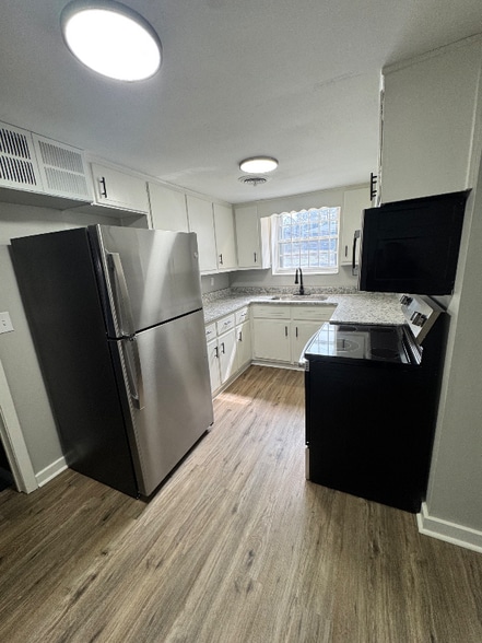 Building Photo - 4101 50th Ave N