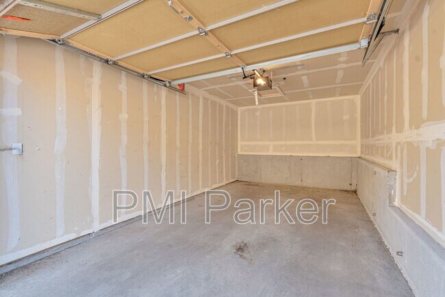 Building Photo - 18611 Stroh Rd