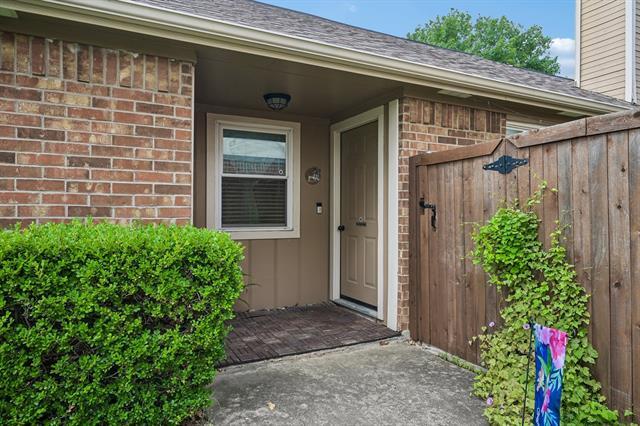 Building Photo - 924 Ramblewood Dr