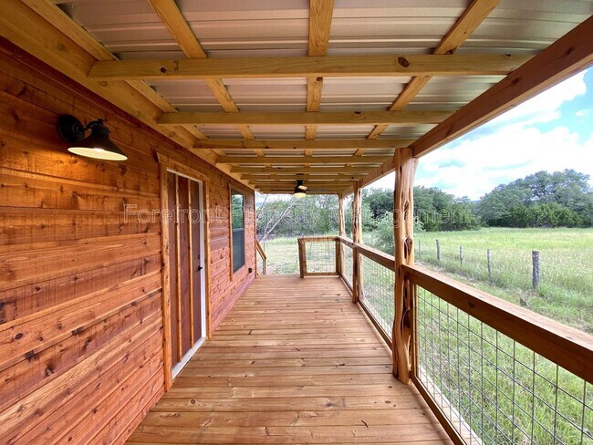Building Photo - 624 Deer Creek Dr W