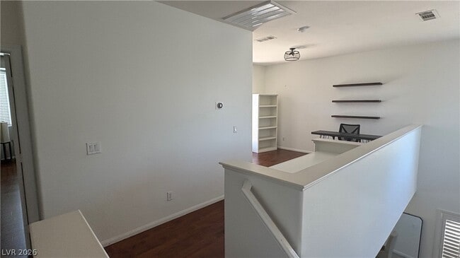 Building Photo - 10372 Walking View Ct