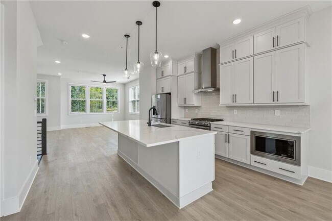 Building Photo - 2500 Northwinds Pkwy