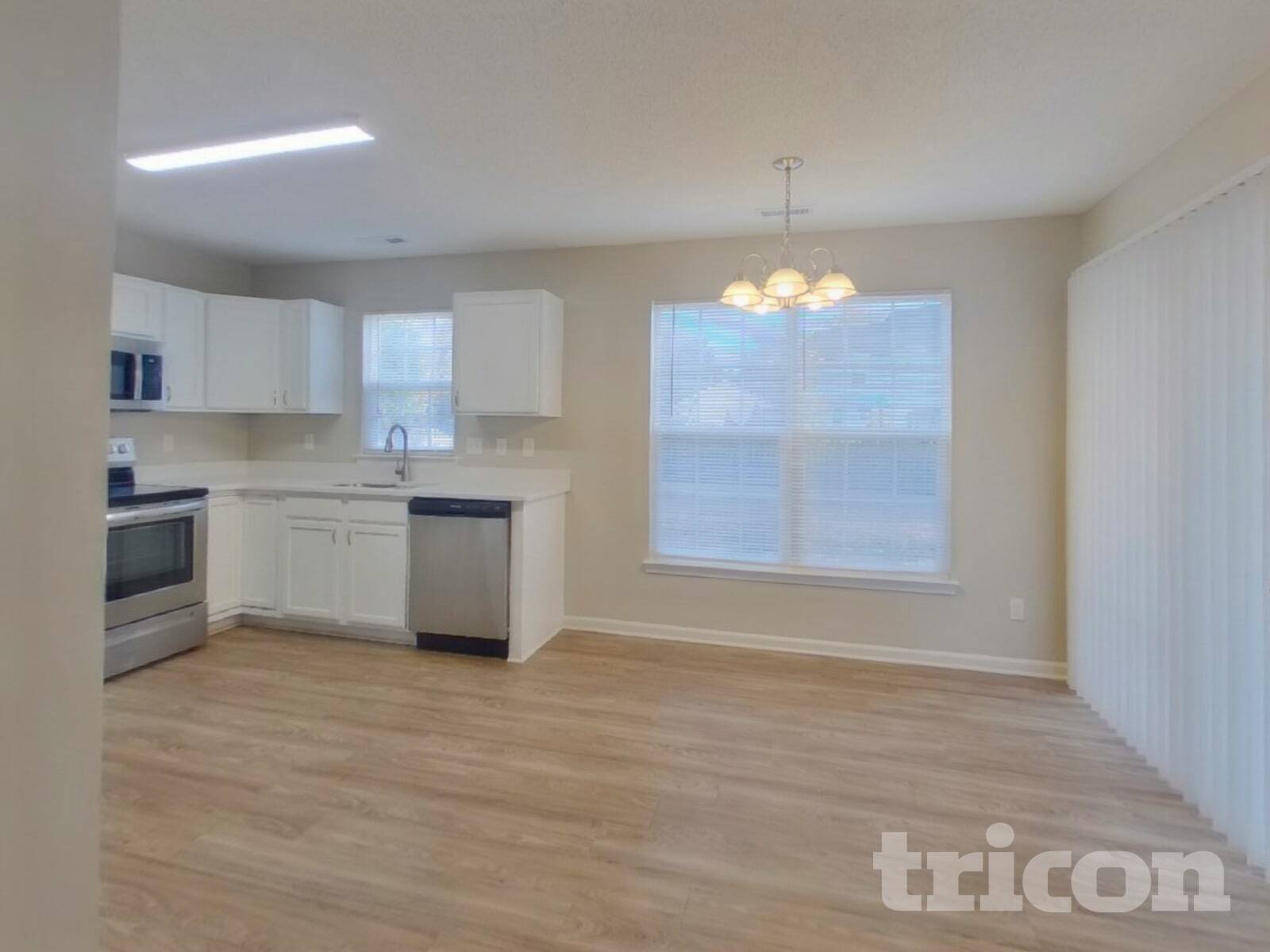 Building Photo - 11830 Cheviott Hill Ln