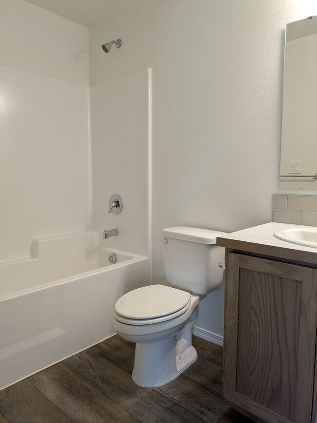 Building Photo - 3679 S Penn Pl