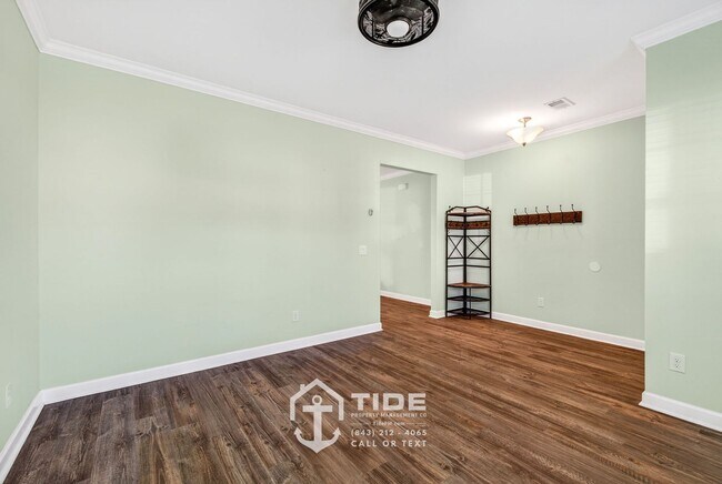 Building Photo - Your Carolina Bay Haven