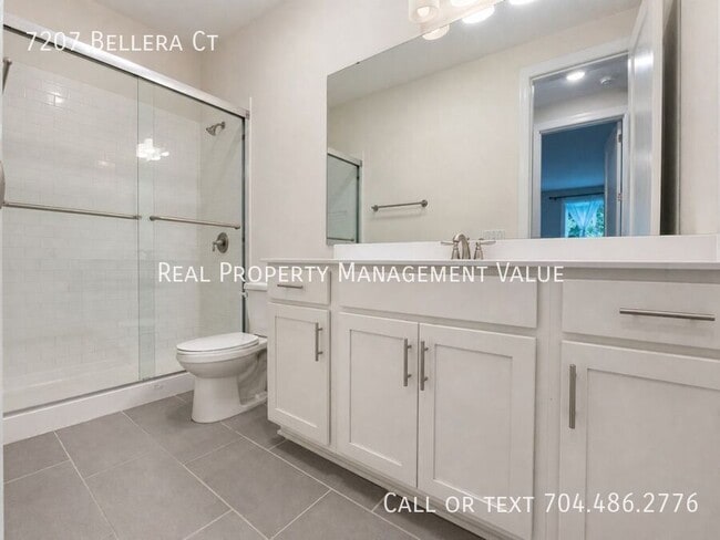 Building Photo - 7207 Bellera Ct